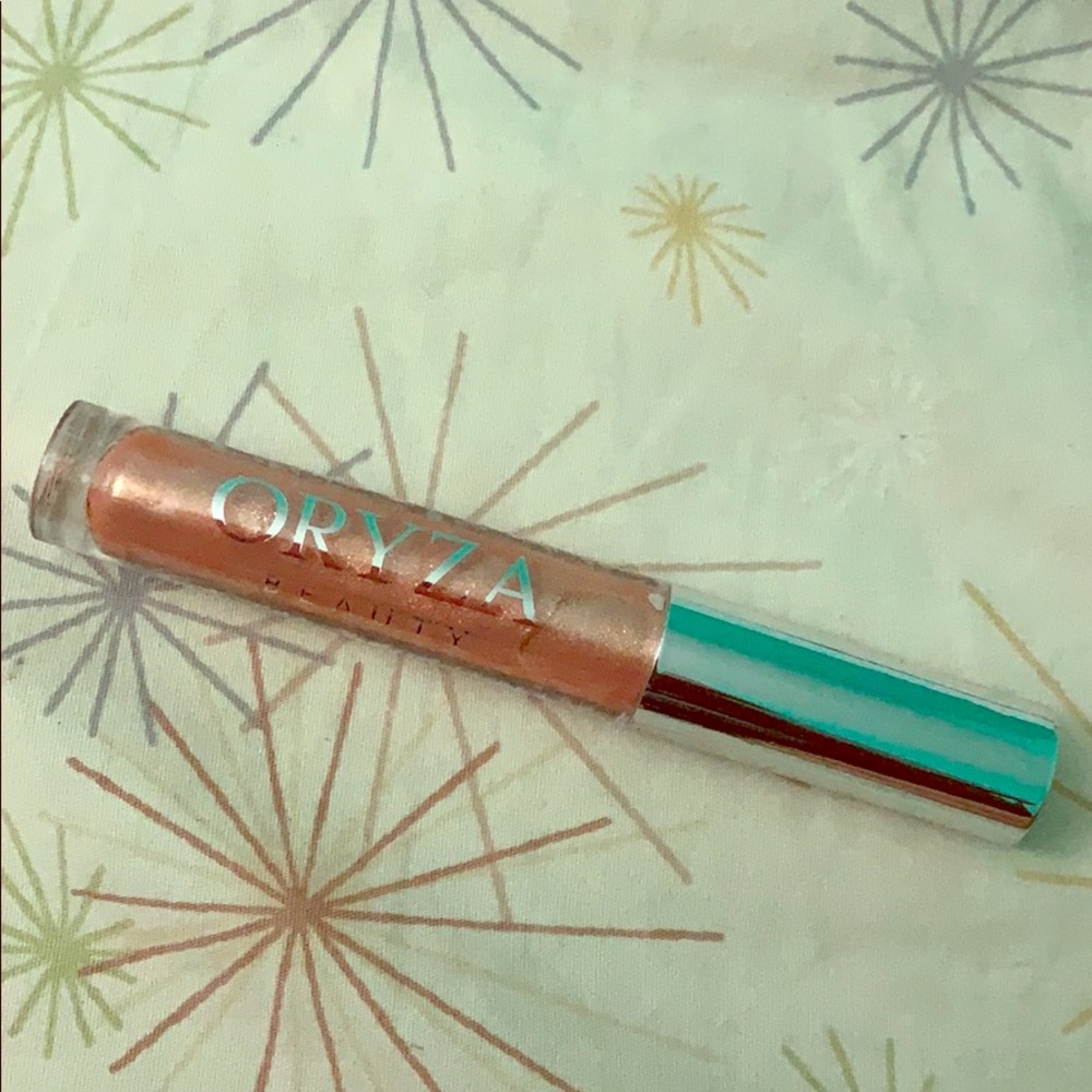 Lip gloss